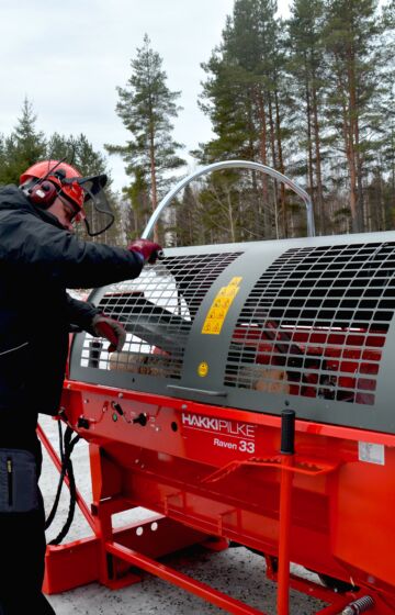 Vedmaskin Hakki Pilke Raven 33