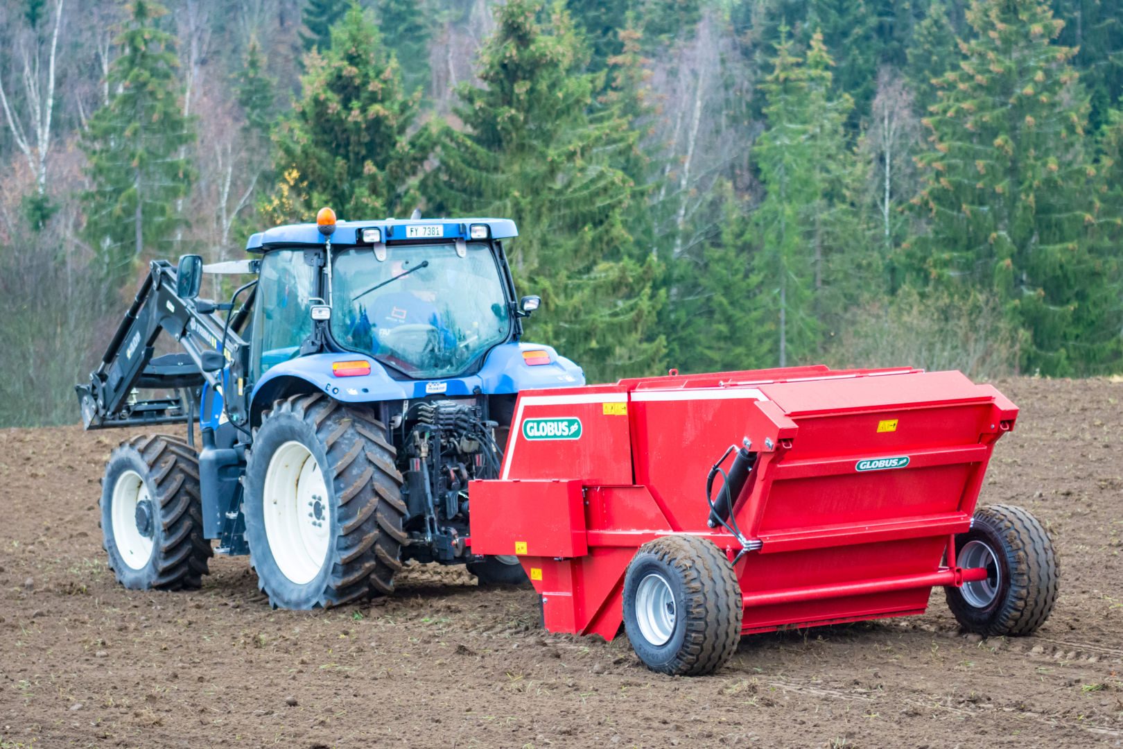 Steinplukker_traktor_tempi_globus_10