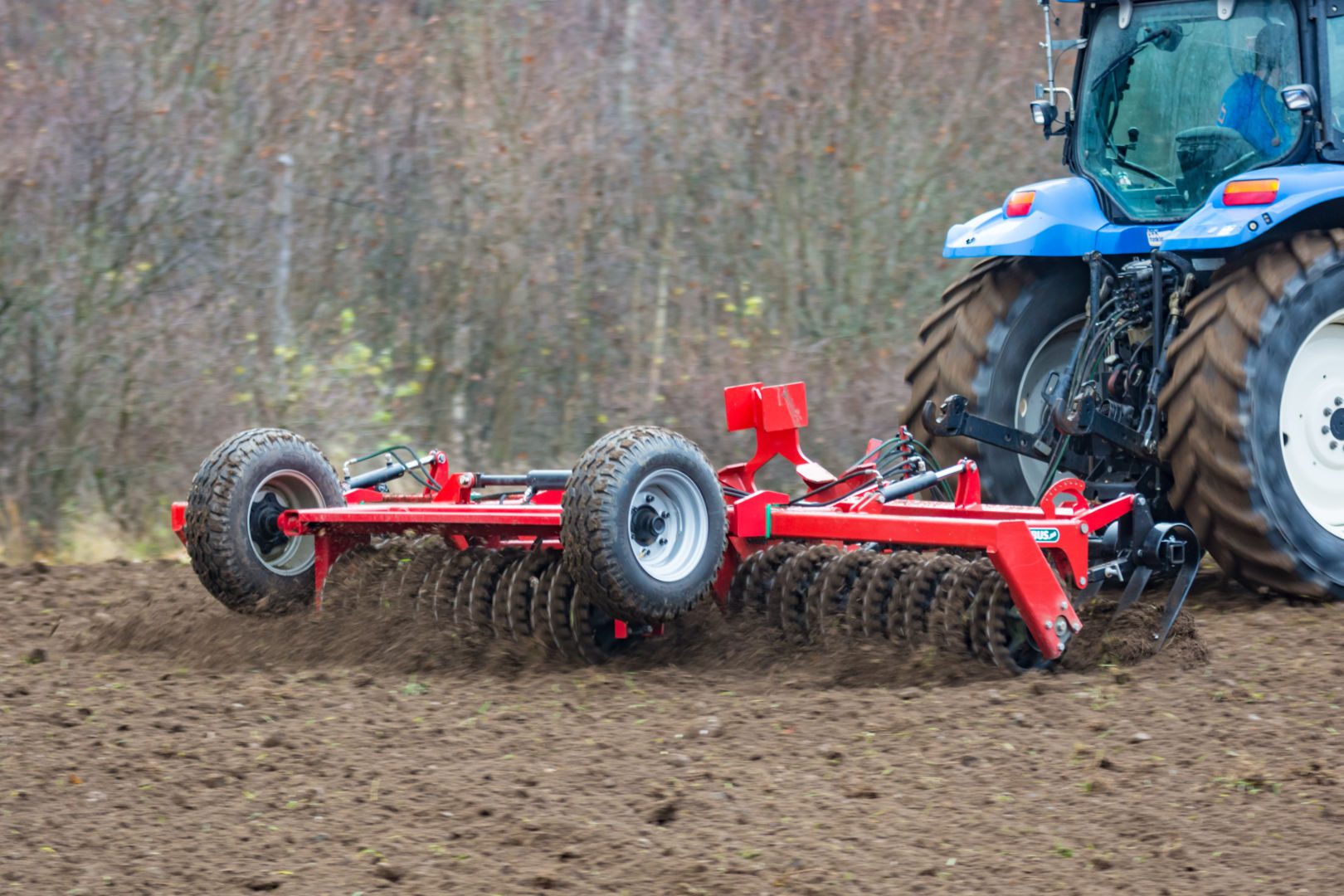 Trommel_traktor_globus_crosskill_15