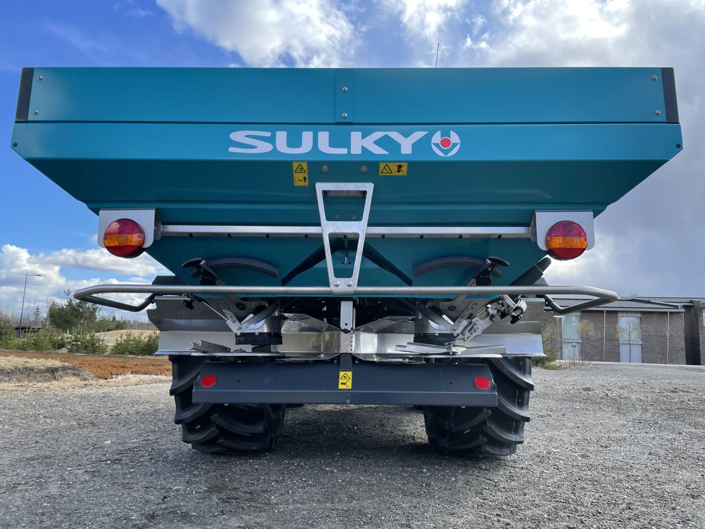 Gjødselspreder_traktor_sulky_dx20+_02