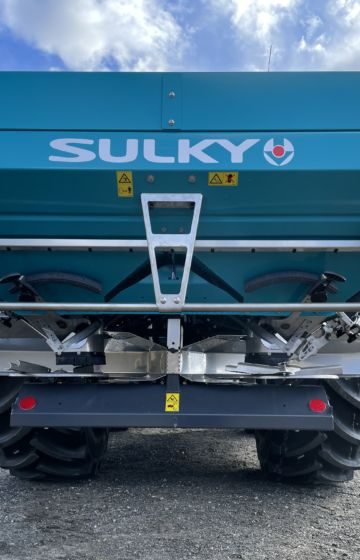 Gjødselspreder_traktor_sulky_dx20+_02