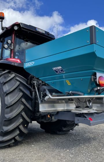 Gjødselspreder_traktor_sulky_dx20+_03
