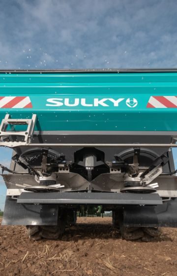 Gjødselspreder_traktor_sulky_x50+_05_1