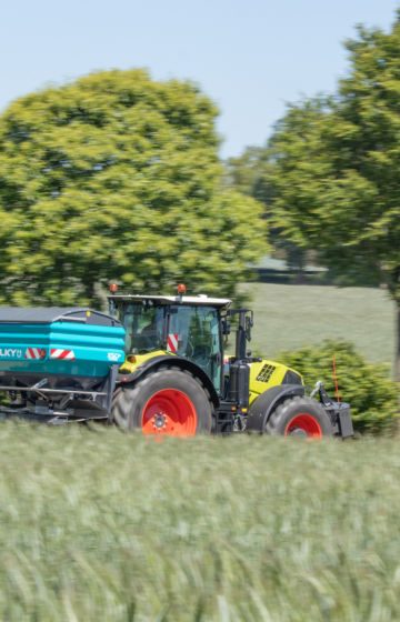 Gjødselspreder_traktor_sulky_x50+_09