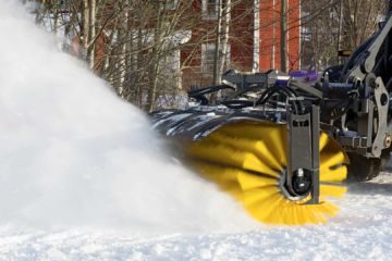 Traktor_feiekost_holms_SH (1) Traktor_feiekost_holms_SH (1)Traktor_feiekost_holms_SH (1)