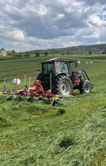 Sprederive HIT 6-rotor Pöttinger