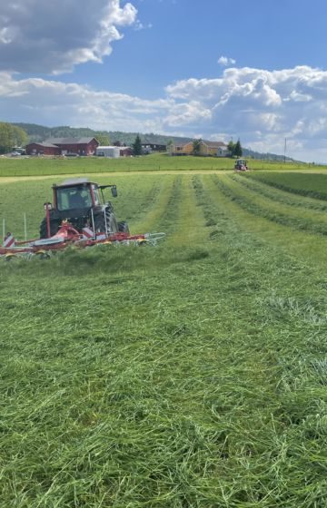 Sprederive HIT 6-rotor Pöttinger