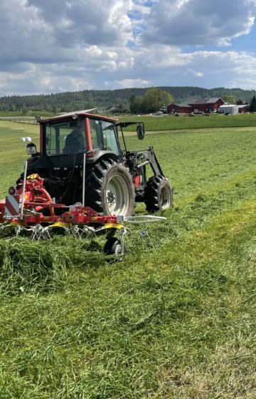 Sprederive HIT 6-rotor Pöttinger