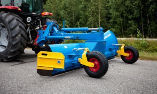snøskjær_traktor_lilleseth (13) snøskjær_traktor_lilleseth (13)