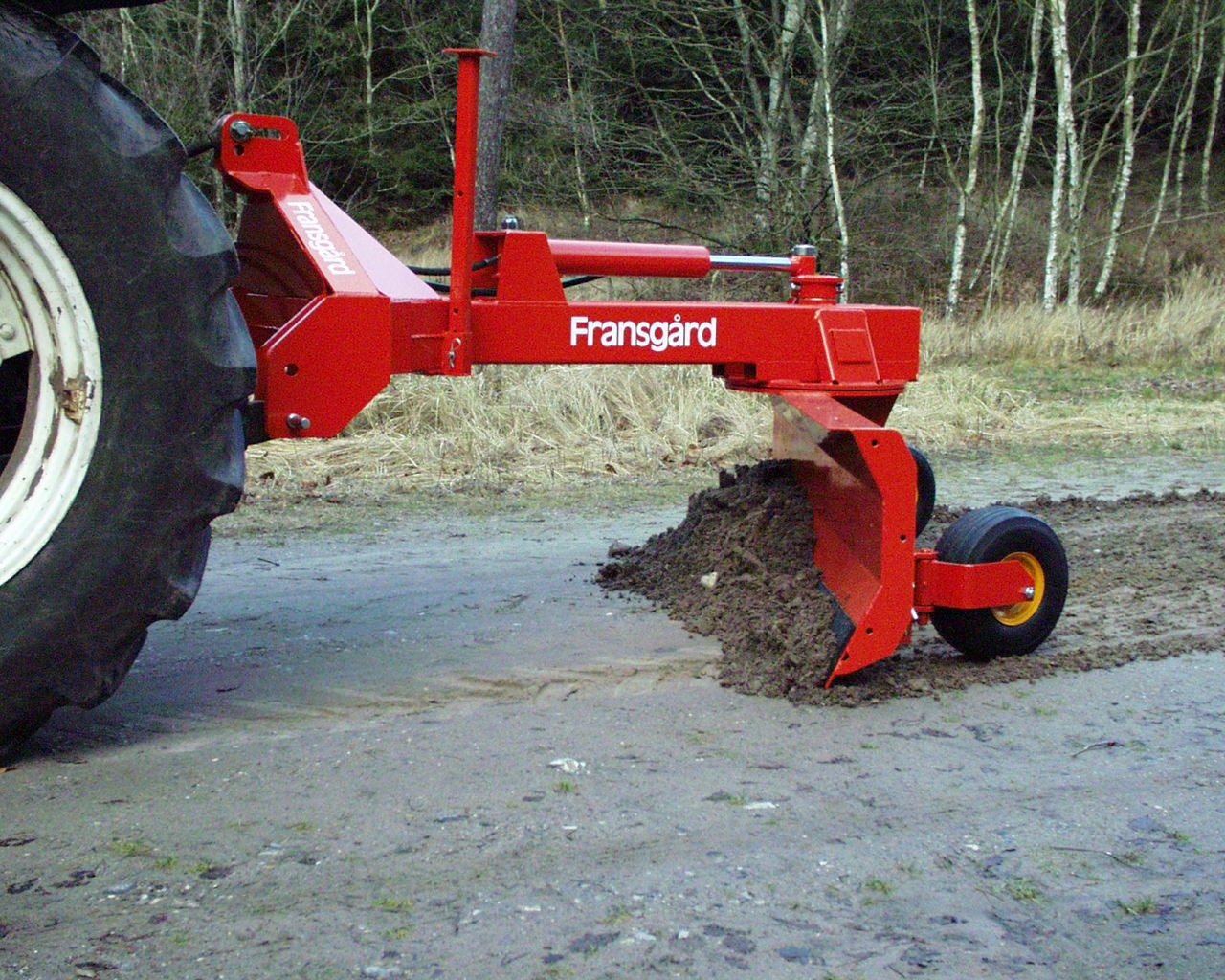 planeringskjær_traktor_fransgård (2)