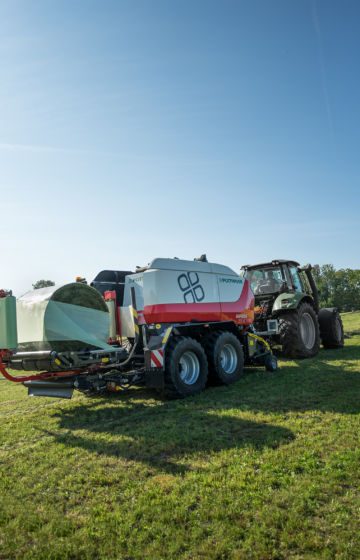 Rundballepresse Pöttinger fastkammer Impress F