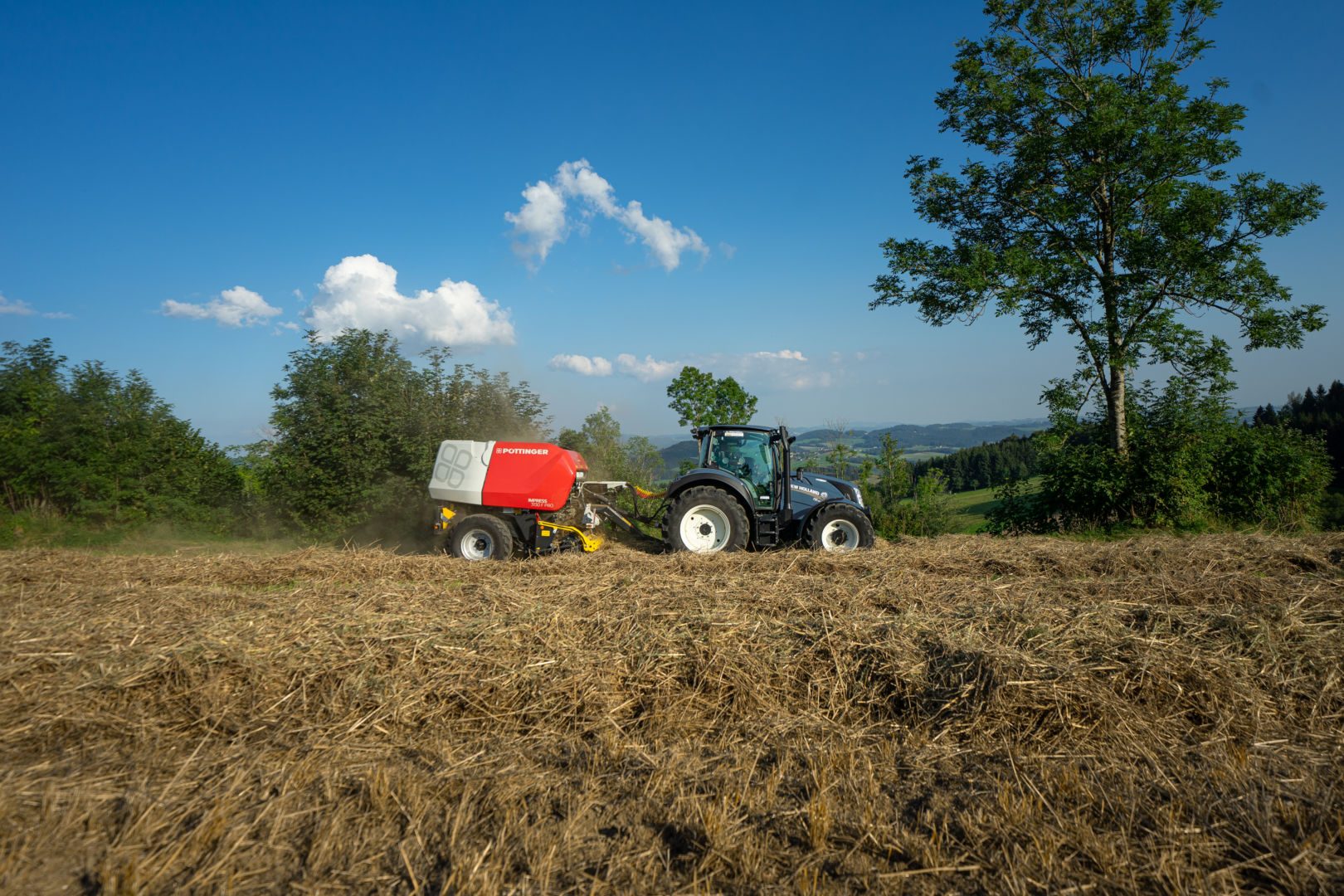 Rundballepresse_traktor_pöttinger_impress_f_3130 (10)