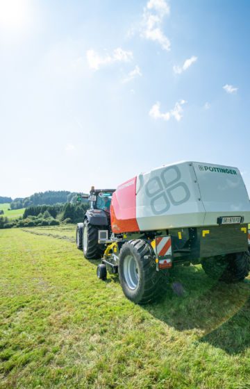 Rundballepresse fastkammer Impress F Pöttinger