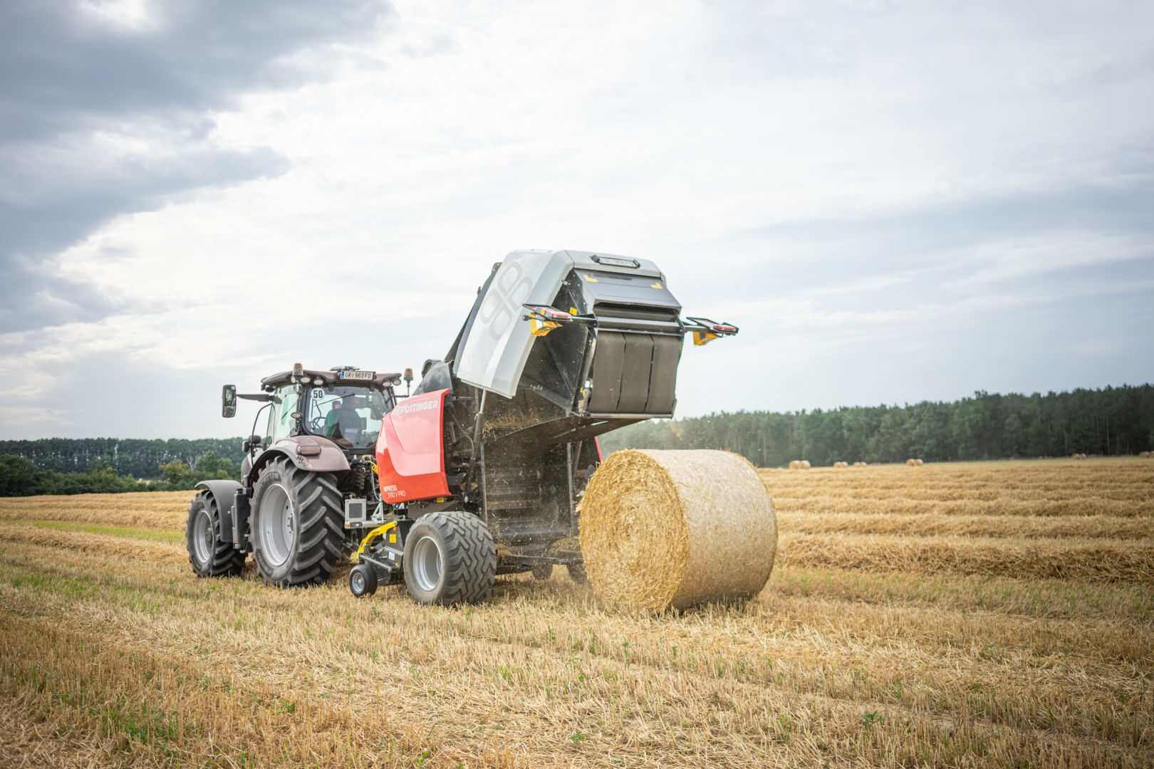 Rundballepresse_traktor_pöttinger_impress_v (10)