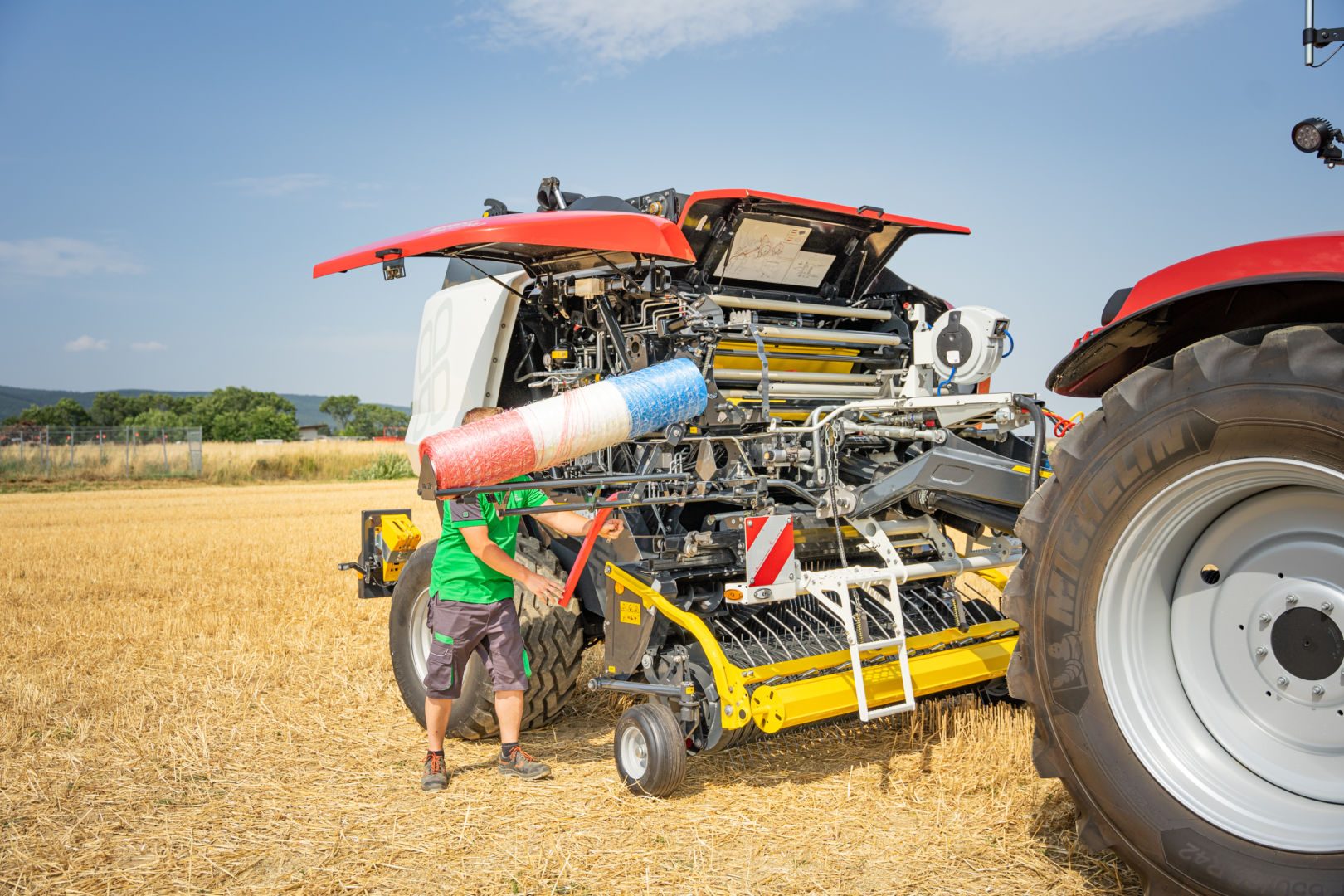 Rundballepresse_traktor_pöttinger_impress_v (13)