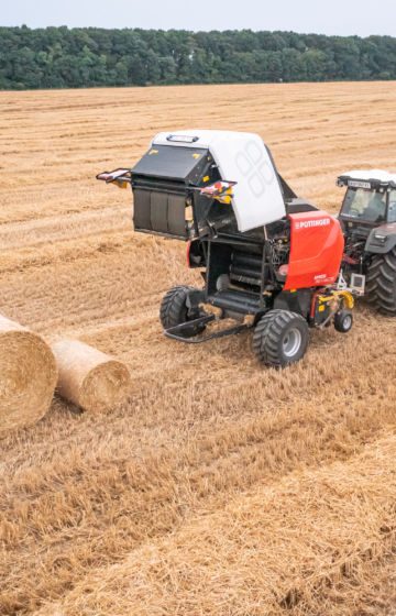 Rundballepresse_traktor_pöttinger_impress_v (23)