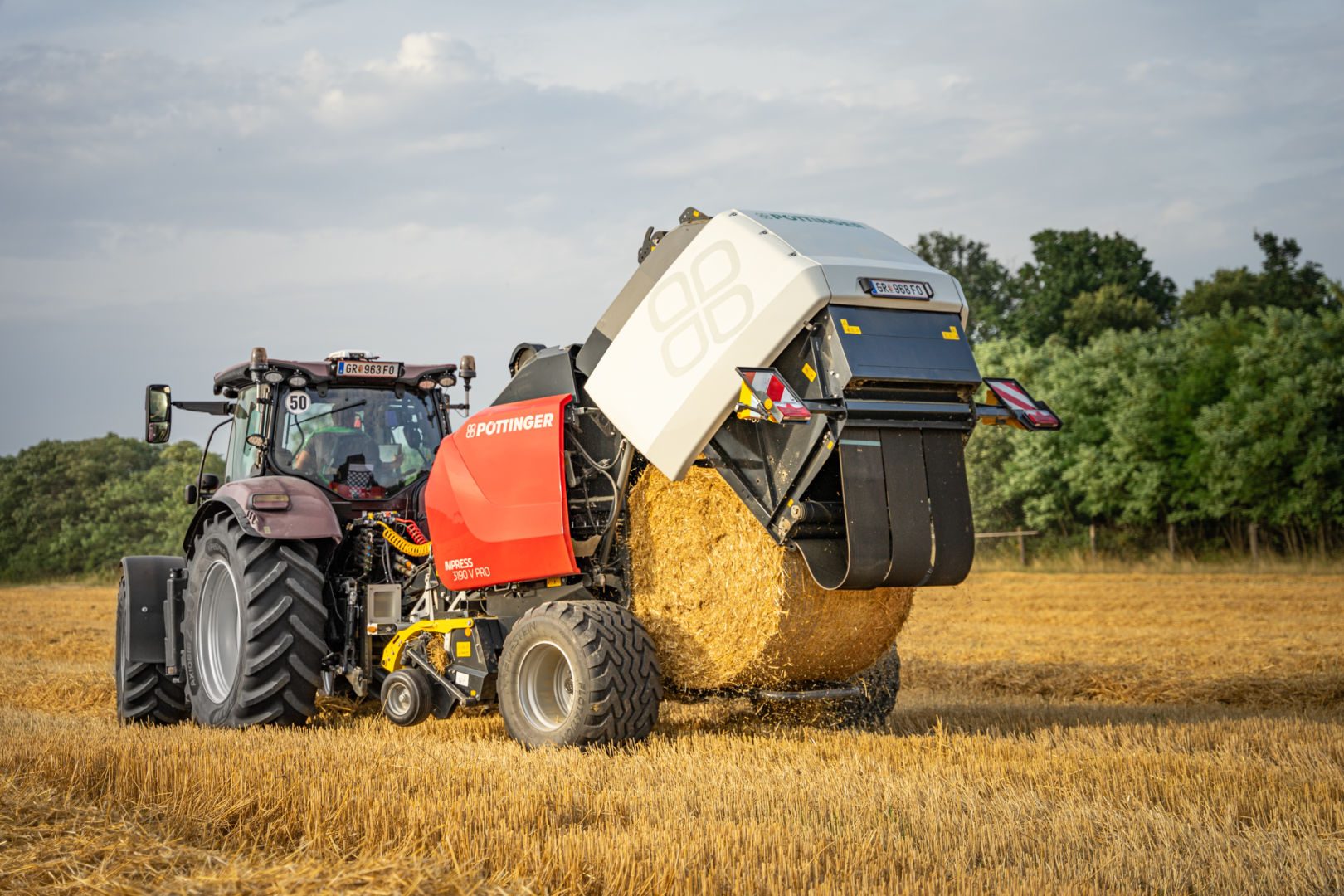 Rundballepresse_traktor_pöttingerimpress_v (8)