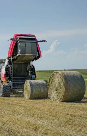 Rundballepresse_traktor_pöttinger_impressv_04