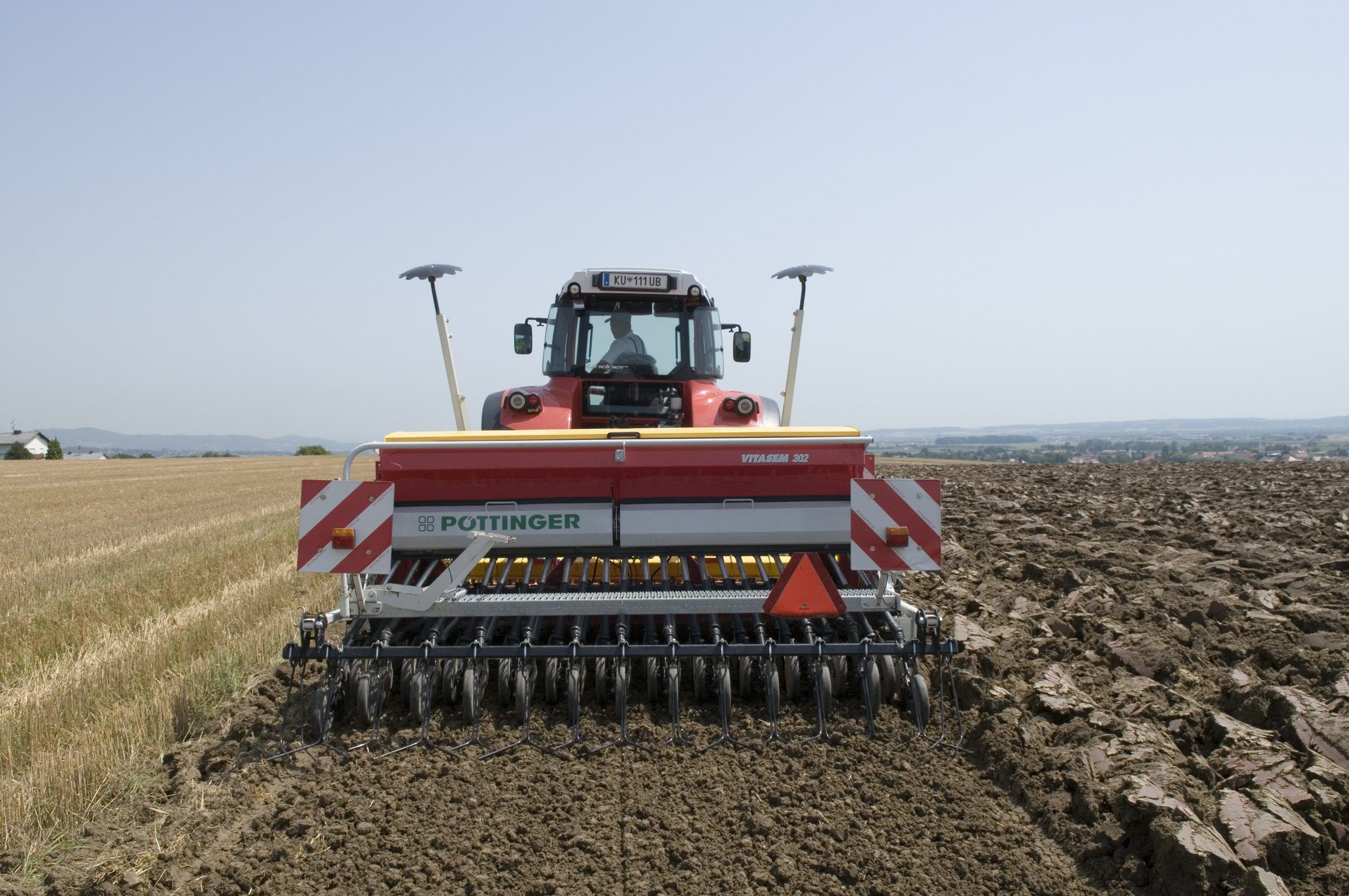 Såmaskin_traktor_pöttinger_vitasem_04