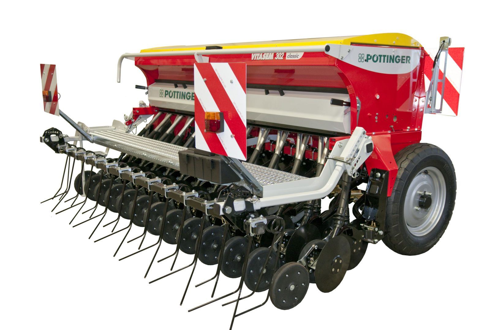 Såmaskin_traktor_pöttinger_vitasem_21