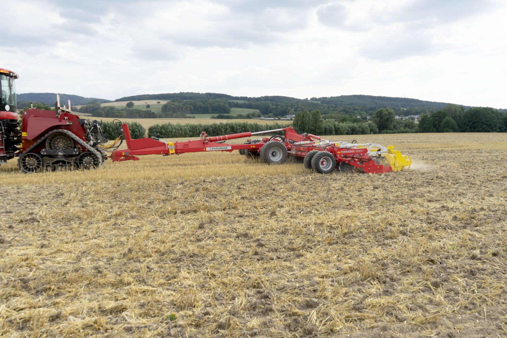 Skålharv_traktor_pöttinger_terradisc_04