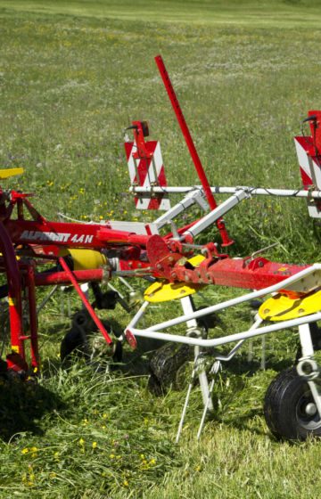 Sprederive HIT 4-rotor Pöttinger