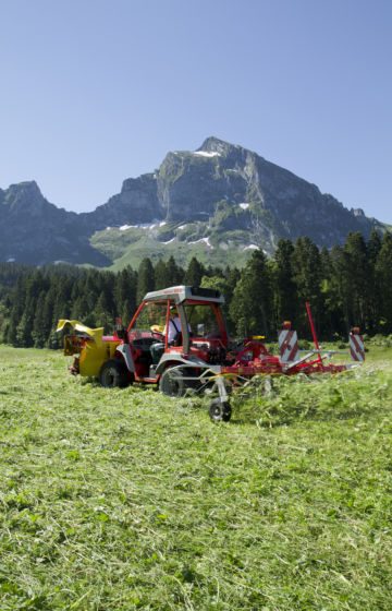 Sprederive Pöttinger HIT 4-rotor