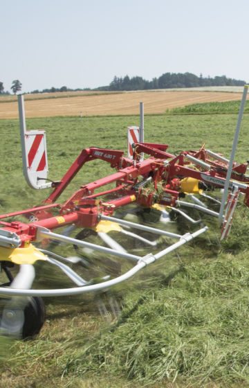 Sprederive HIT 6-rotor Pöttinger