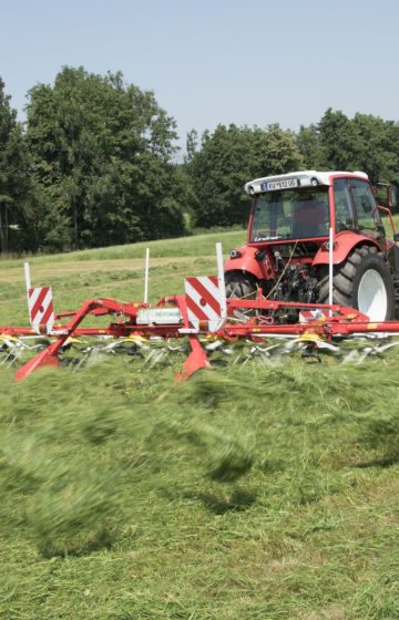 Sprederive HIT 6-rotor Pöttinger