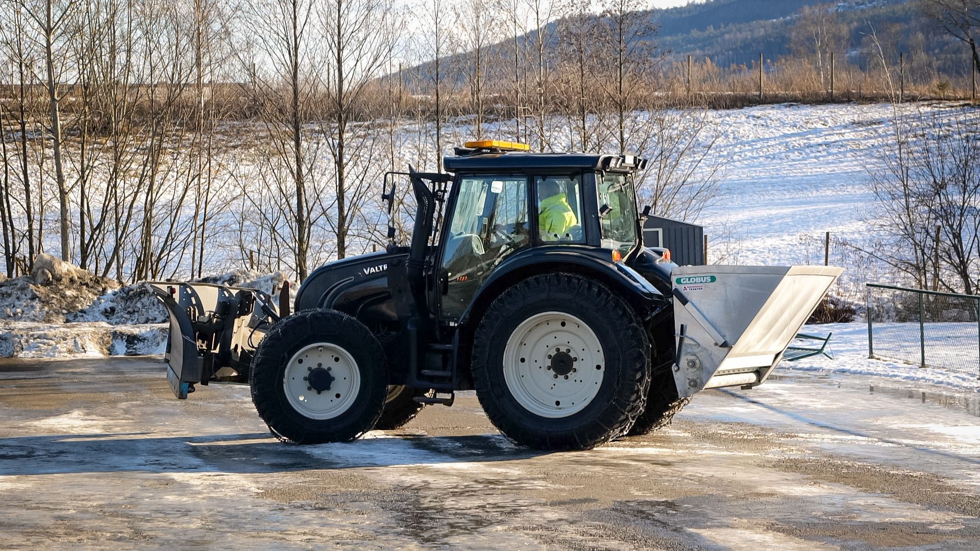 Strøkasse_traktor_globus (2)