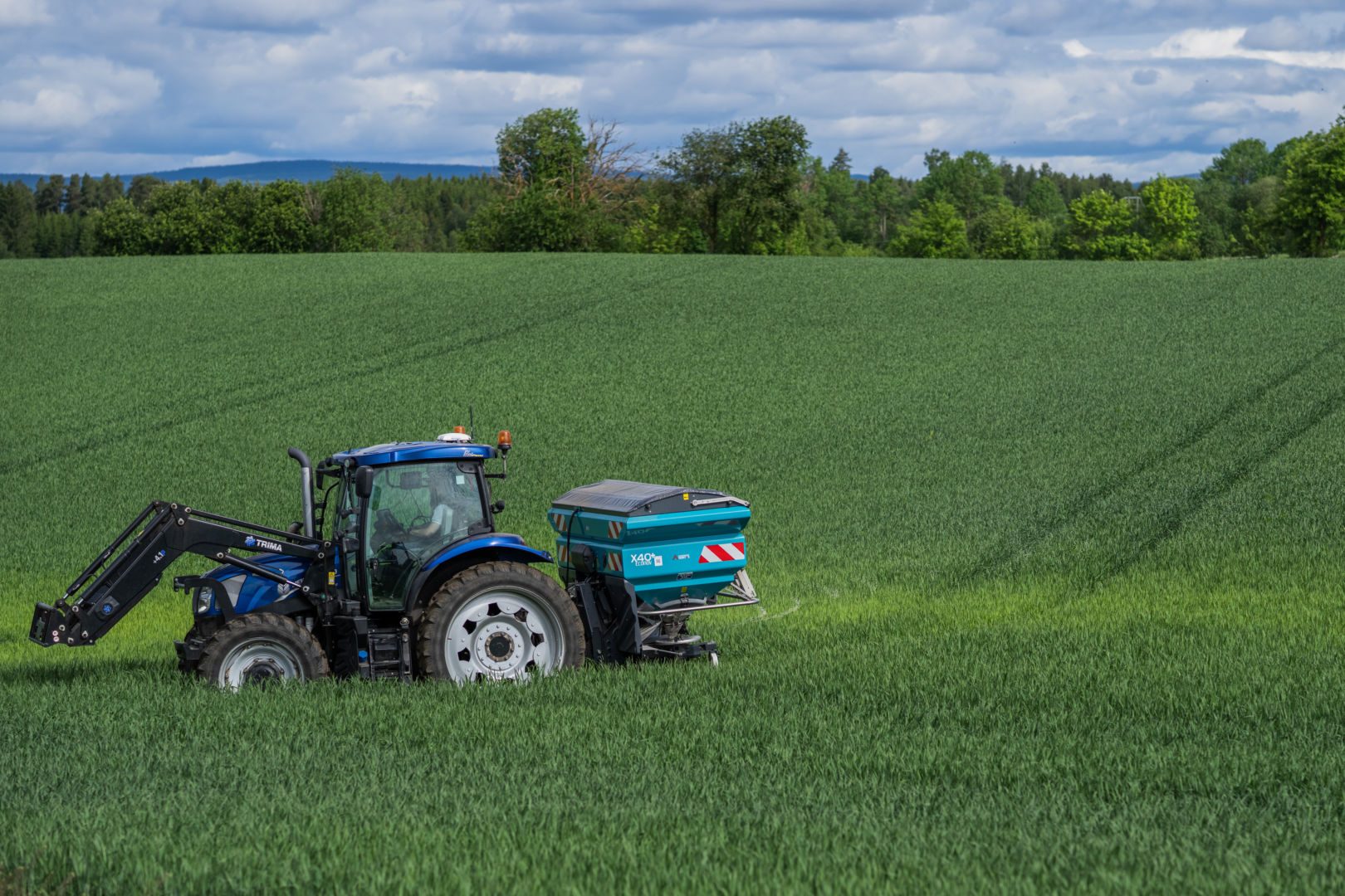 Gjødselspreder_traktor_sulky_x40+_14