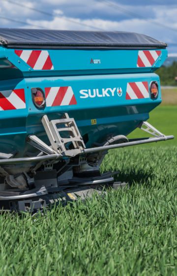 Gjødselspreder_traktor_sulky_x40+_12