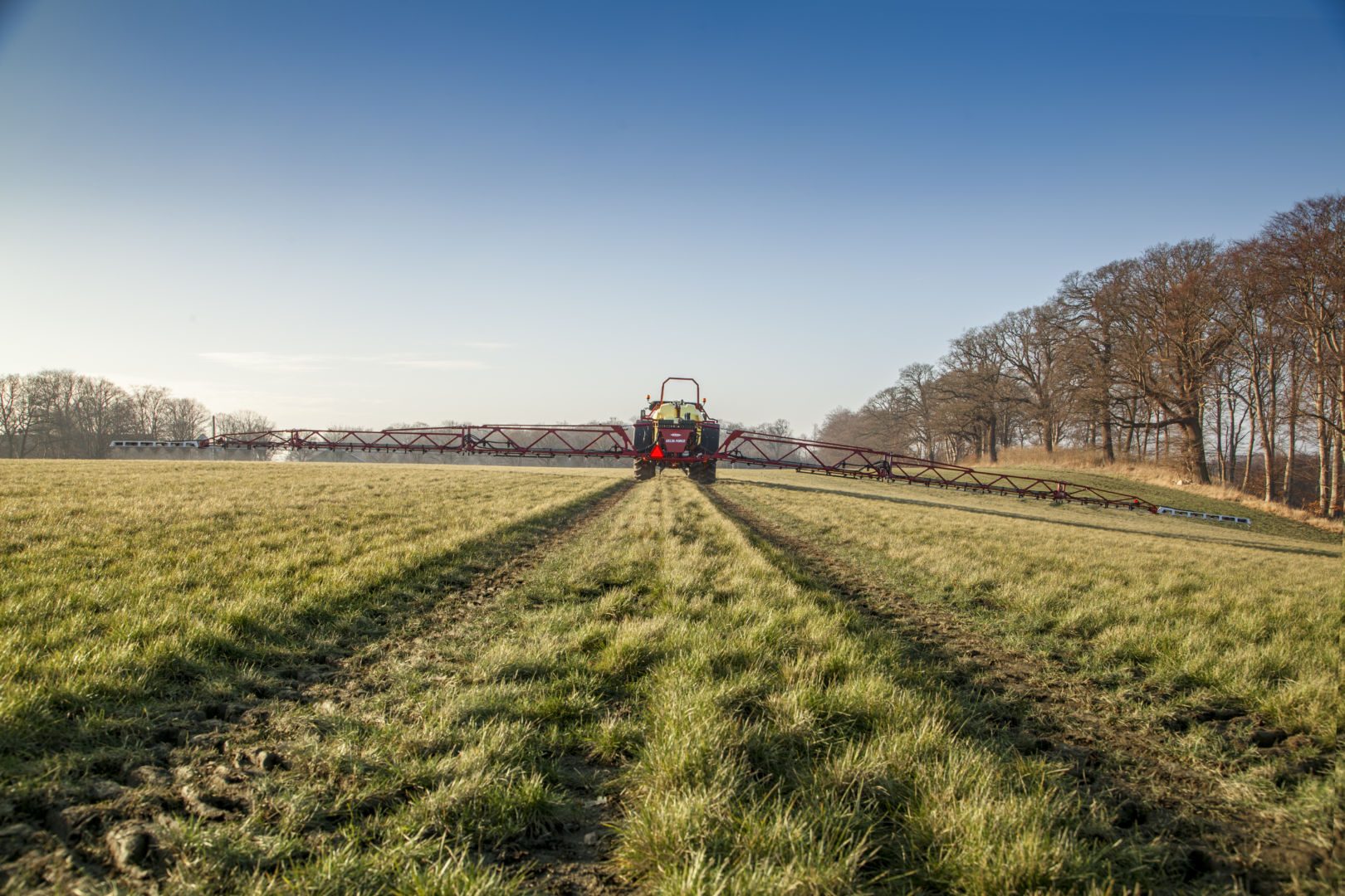 Åkersprøyte_traktor_navigator_hardi (4)