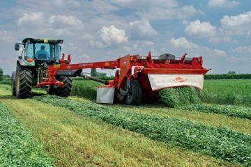 1134_1524_HIGH_FC-2861-TLR_work_JohnDeere Slepeslåmaskin FC 2861 Kuhn