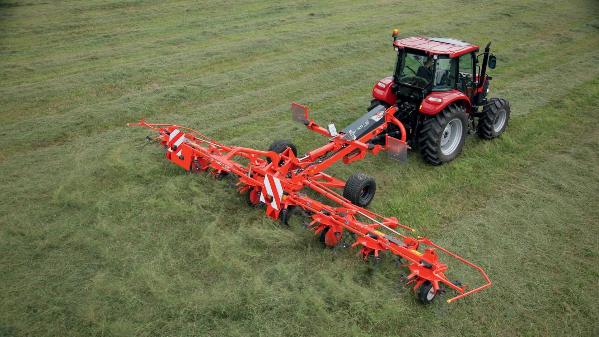 Sprederive_traktor_kuhn_GF-7902-TGII (5)
