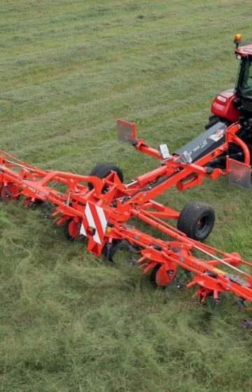 Sprederive_traktor_kuhn_GF-7902-TGII (5)