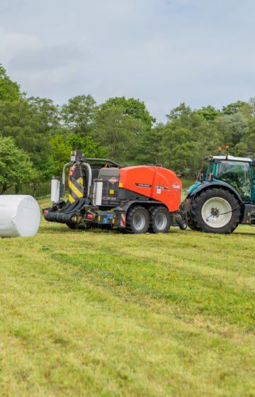 Rundballepresse_kuhn_traktor_fbp (7)