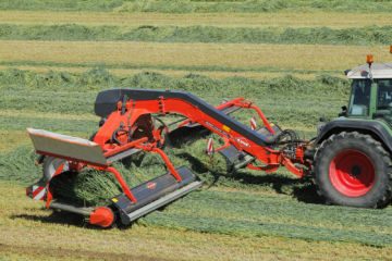 MERGE-MAXX-950_working-1 Samlerive pick-up Merge Max 760 / 950 / 1090 Kuhn