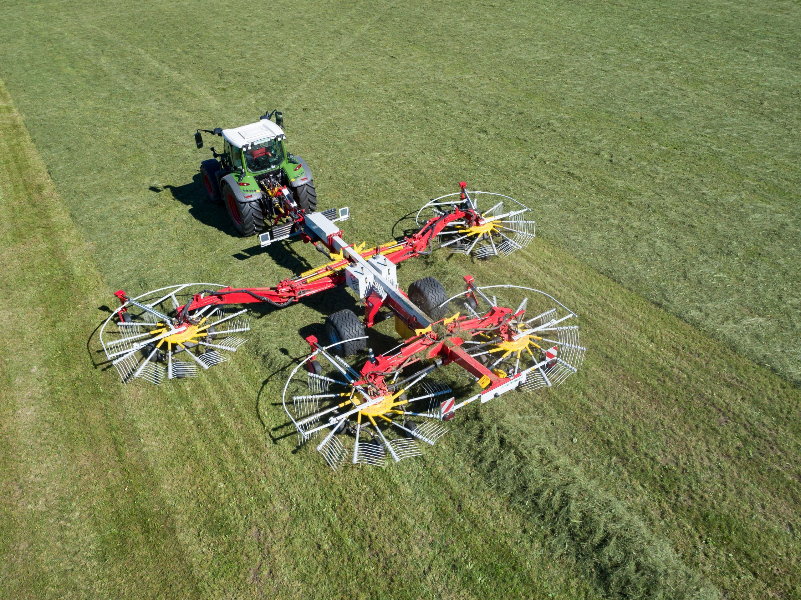 Samlerive P ttinger TOP 4 rotor Akershus Traktor samlerive-p-ttinger-top-4-rotor-akershus-traktor