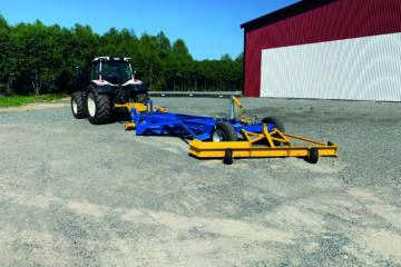 Veiskrape_traktor_lilleseth_04 Veiskrape Lilleseth
