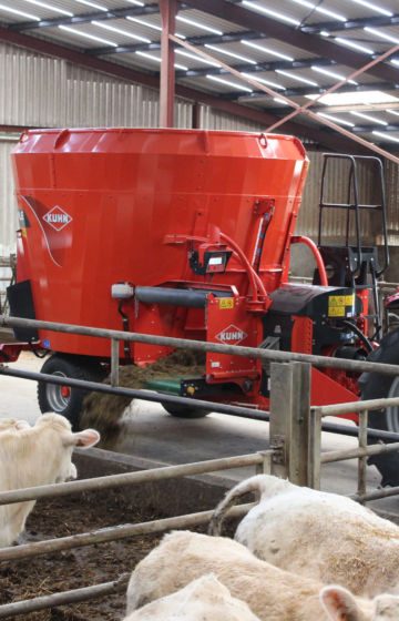 Fullfôrvogn Profile Plus 1 Kuhn