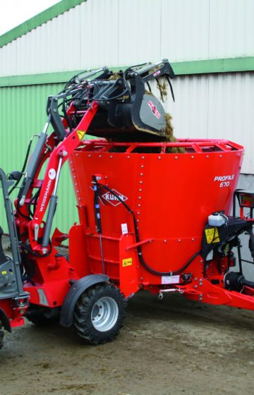 Fullfôrvogn Profile Plus 1 Kuhn
