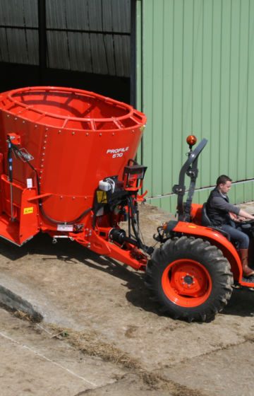 Fullfôrvogn Profile Plus 1 Kuhn