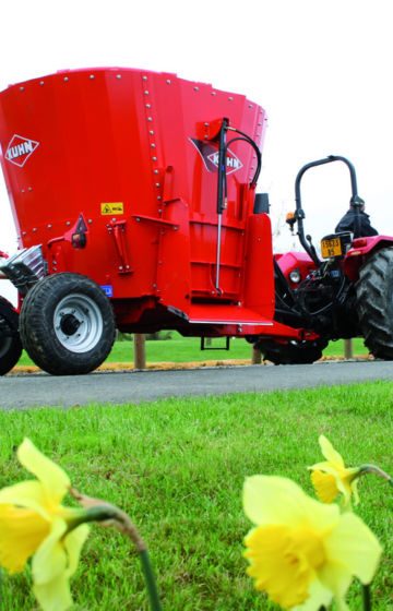 Fullfôrvogn Profile Plus 1 Kuhn