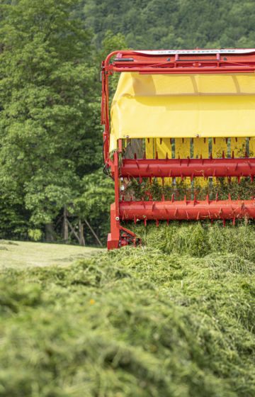 Lessevogn Boss 3000 Master Pöttinger