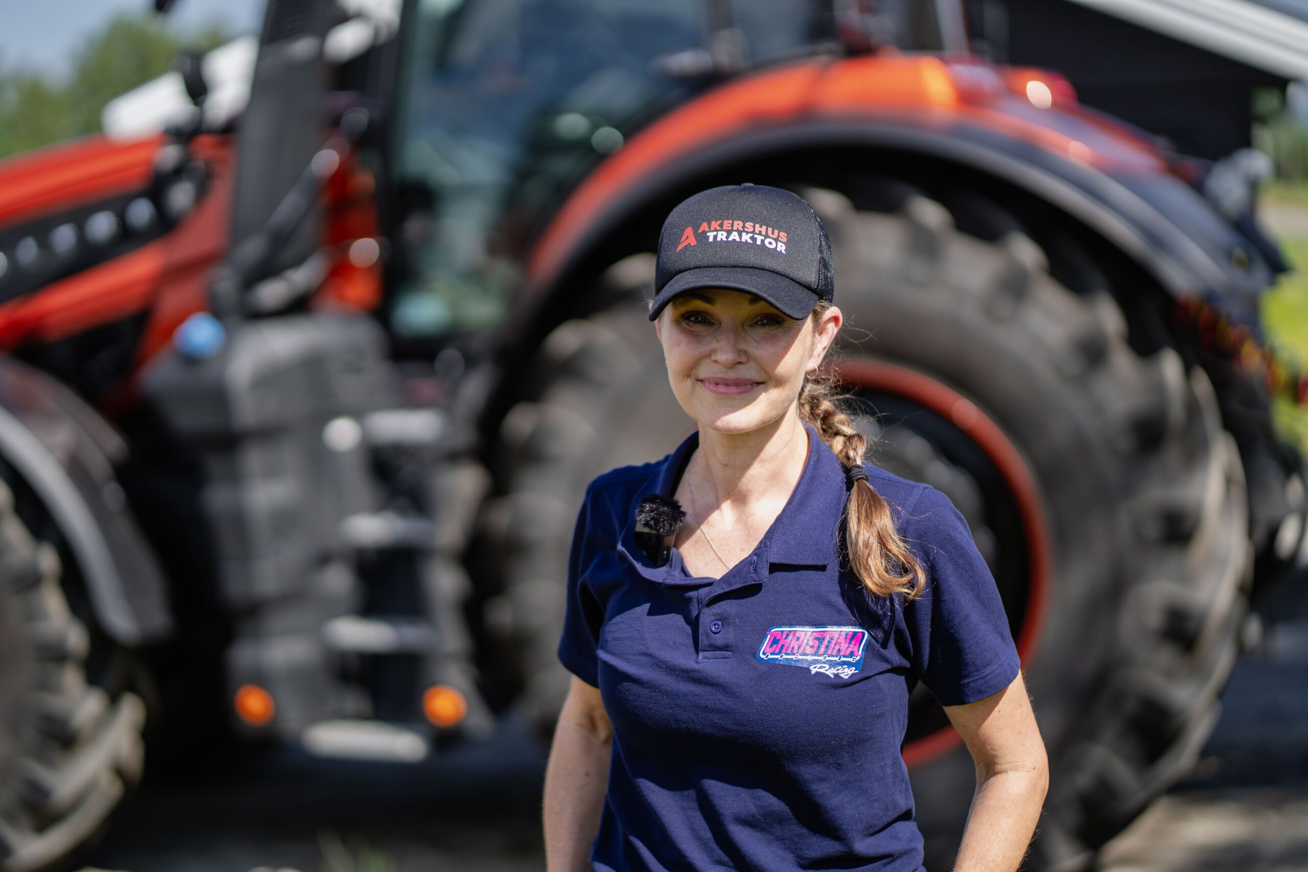 Christina Dobloug tester Norges største ValtraChristina Dobloug tester Norges største Valtra