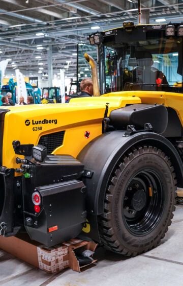 Helt nye Lundberg 6260 – vist frem av Tor Amb på Park og Anlegg-messen i Lillestrøm