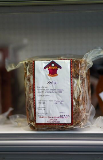 Tre generasjoner på Bakken Øvre