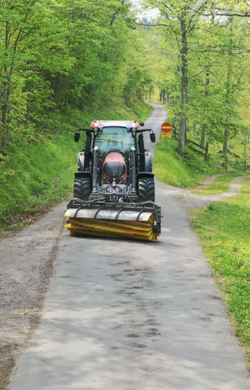 Vi tilbyr Holms reservedeler direkte i butikken.