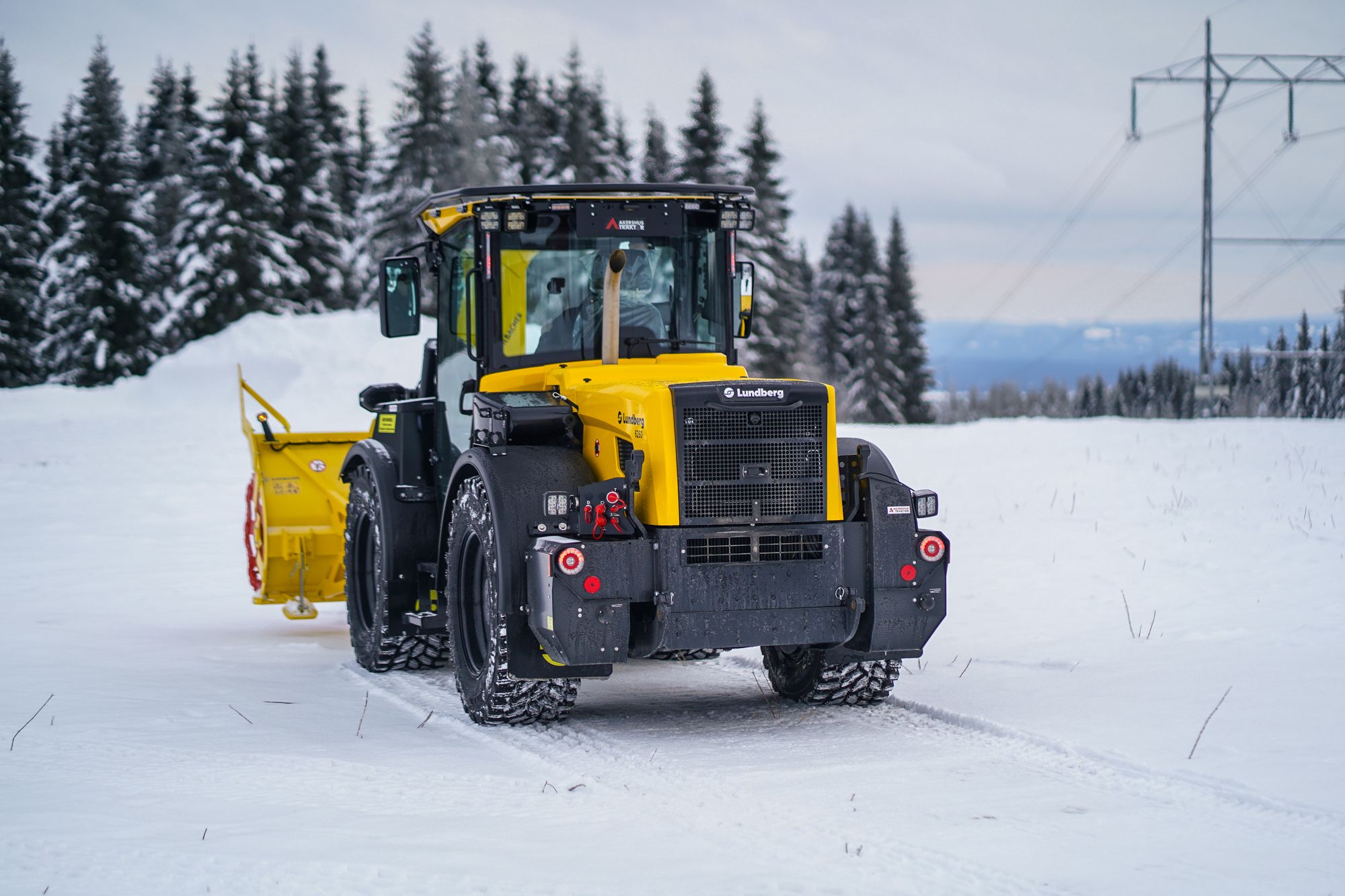 Lundberg 6260 på snødemo.